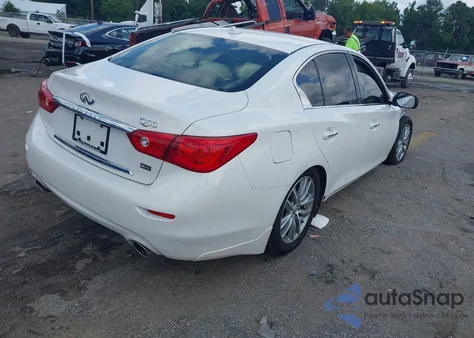 2015 Infiniti Q50 Premium z USA, uszkodzony, nr VIN JN1BV7AP4FM330923